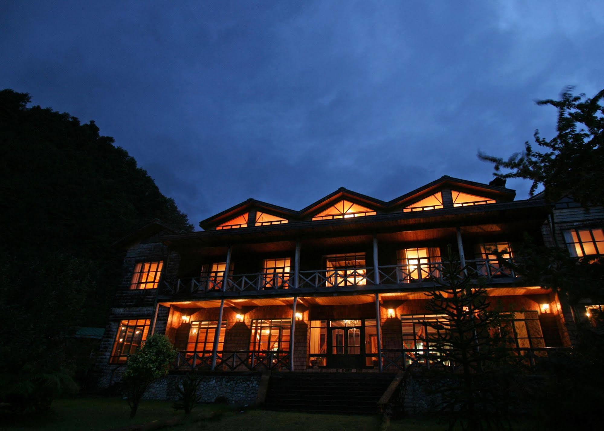 Mitico Puelo Lodge Las Gualas Kültér fotó